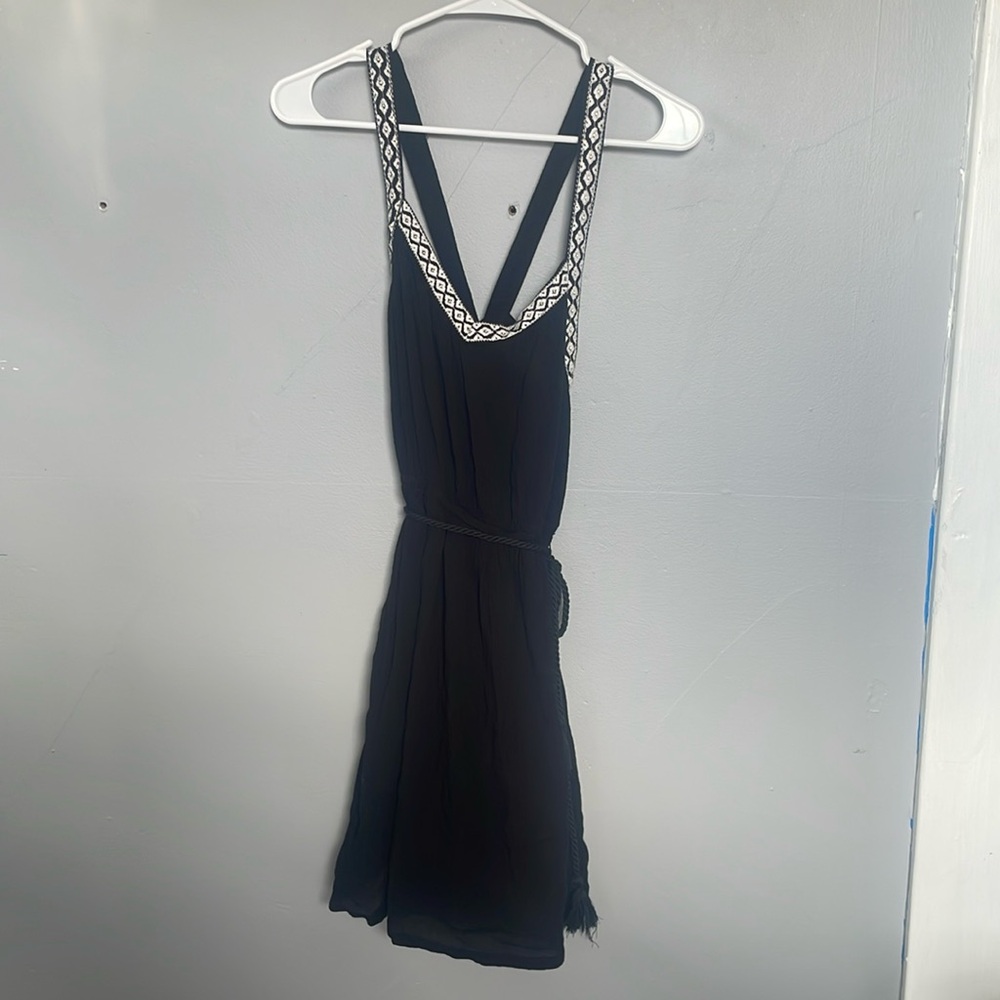 Forever 21 women’s S black criss cross strap lightweight summer dress festival